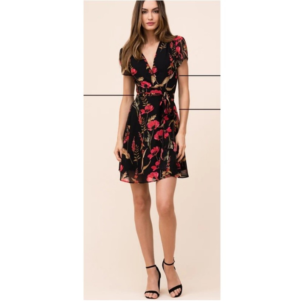 Yumi Kim Red Black Floral Printed Ruffled V-Neck Wrap Dress Size XS